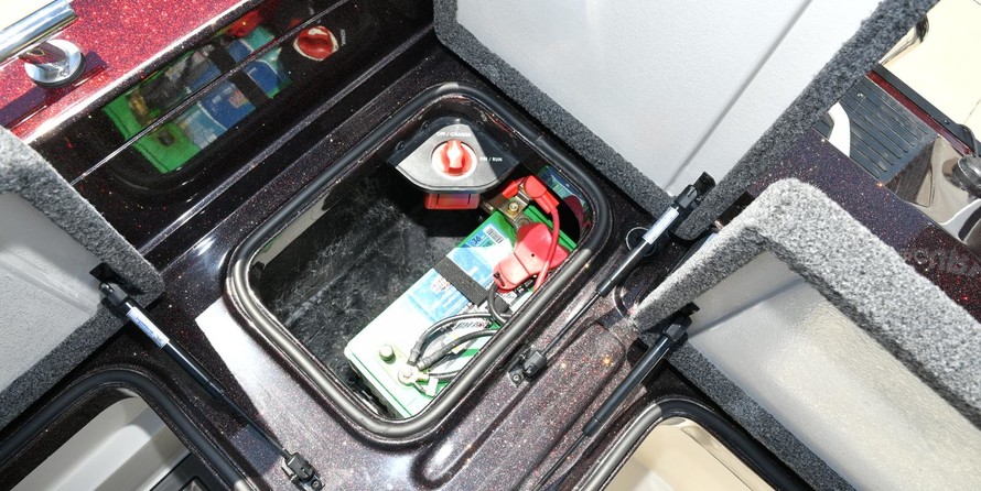 Everglades 230 cc w/ 250 verado