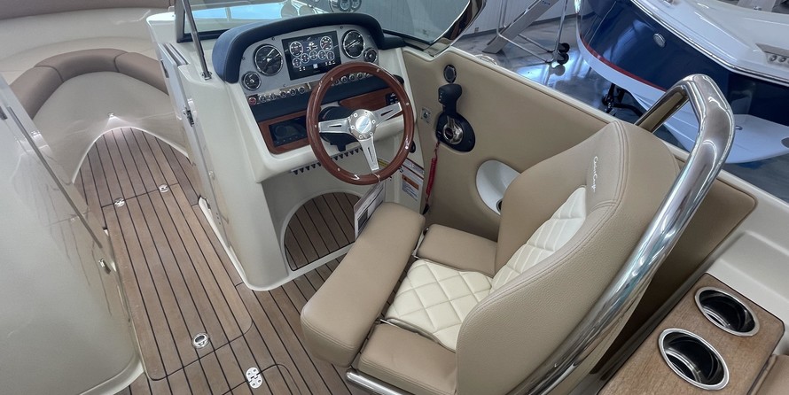 Chris-Craft Launch 27