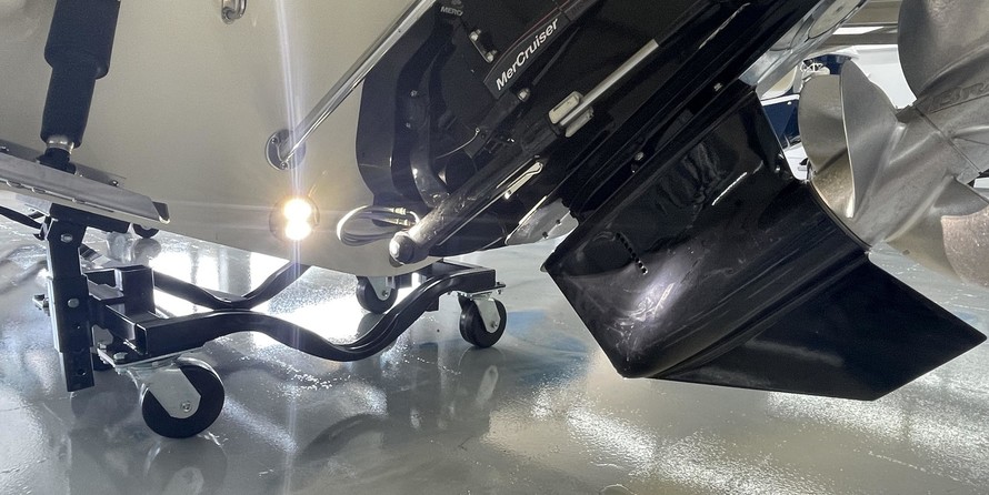 Chris-Craft Launch 27