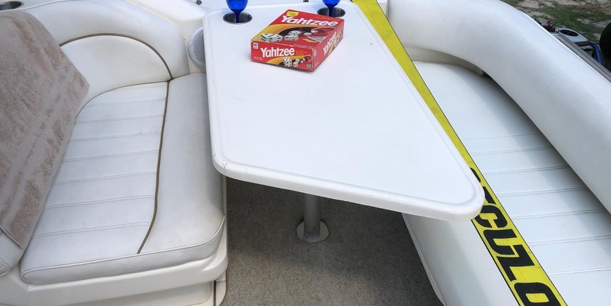 Sea ray 270 sundancer