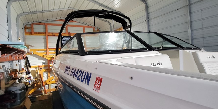 Sea Ray SPX 230 Sterndrive