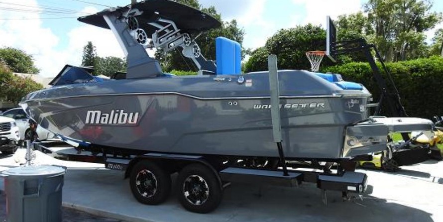 Malibu Wakesetter 25 LSV