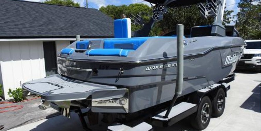 Malibu Wakesetter 25 LSV