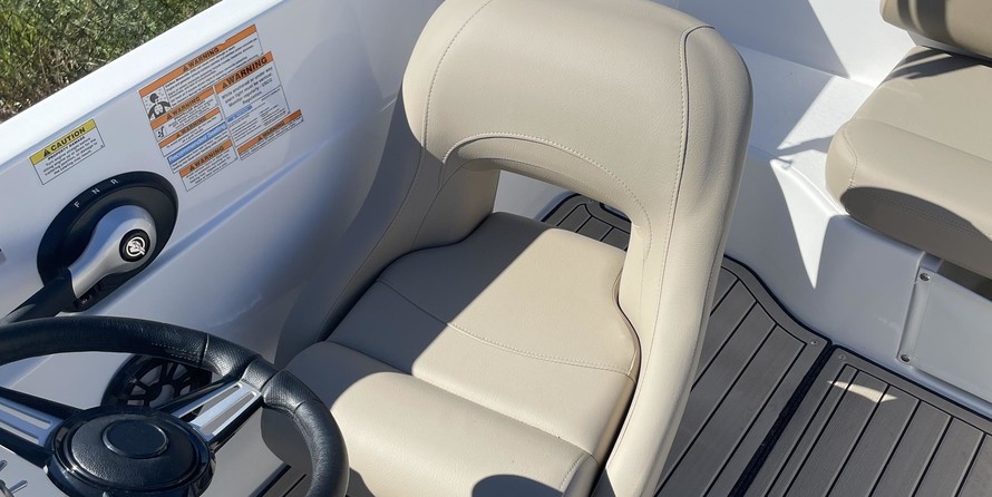 Hurricane 188 sport sundeck