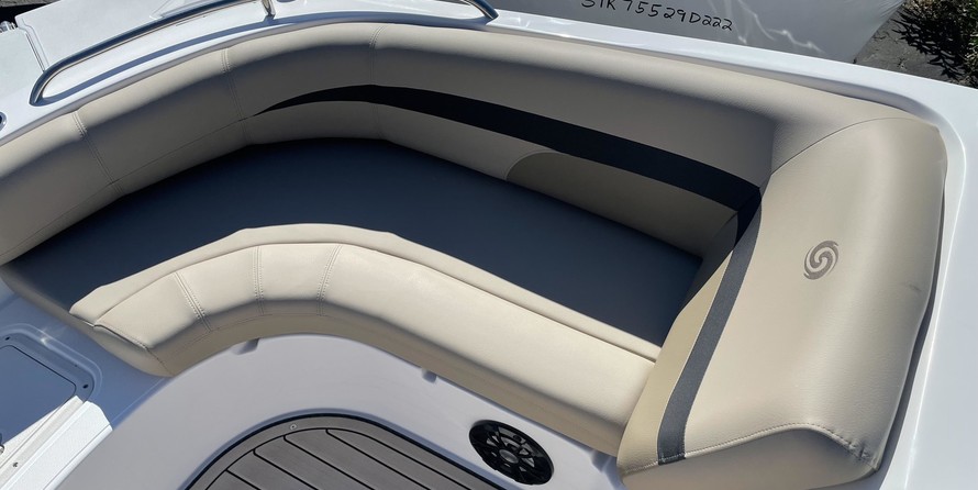 Hurricane 188 sport sundeck