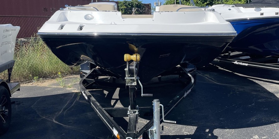 Hurricane 188 sport sundeck