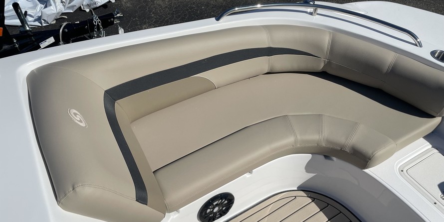 Hurricane 188 sport sundeck