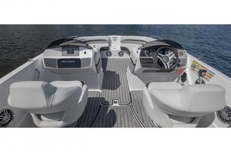 Hurricane 188 sport sundeck