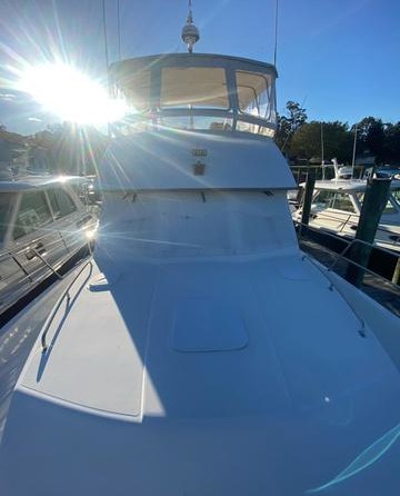 Carver 47 Motor Yacht