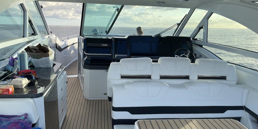 Formula 430 All Sport Crossover