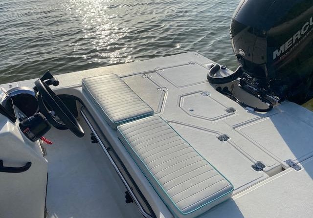 Hewes 16.9 redfisher