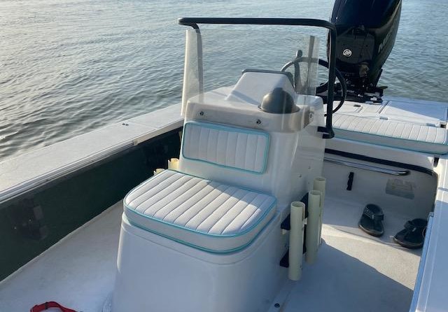 Hewes 16.9 redfisher