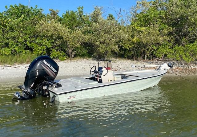 Hewes 16.9 redfisher