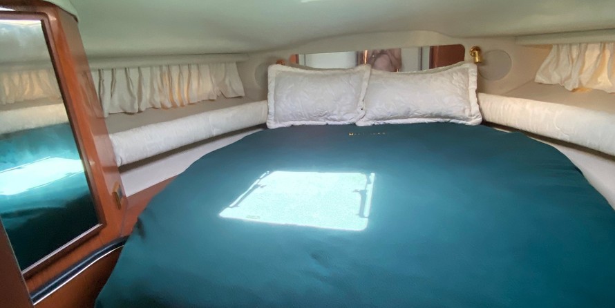 Sea Ray 400 Sundancer