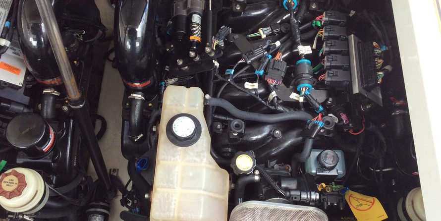 Formula 350 Sun Sport