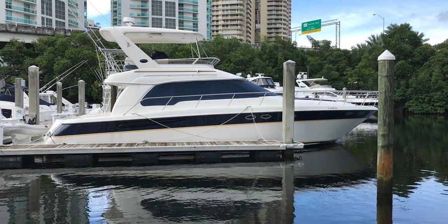 Sea ray 480 sedan bridge