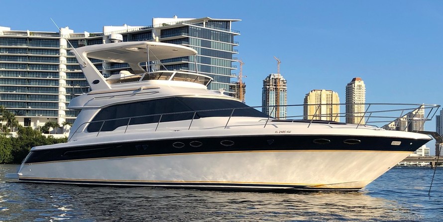 Sea ray 480 sedan bridge