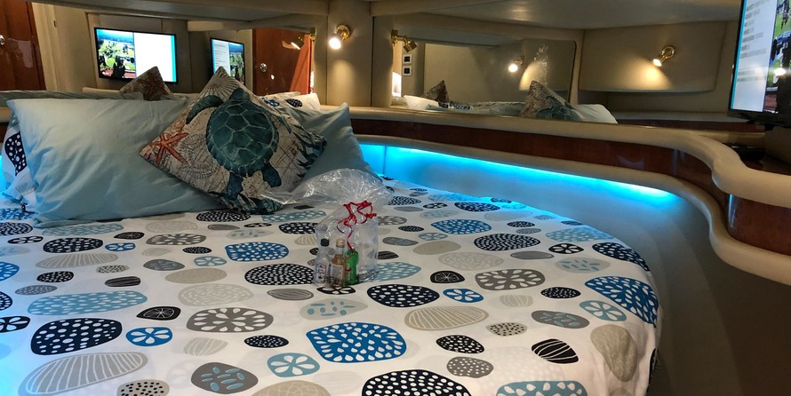 Sea ray 480 sedan bridge