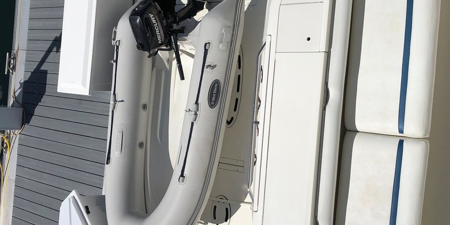 Sea ray 480 sedan bridge