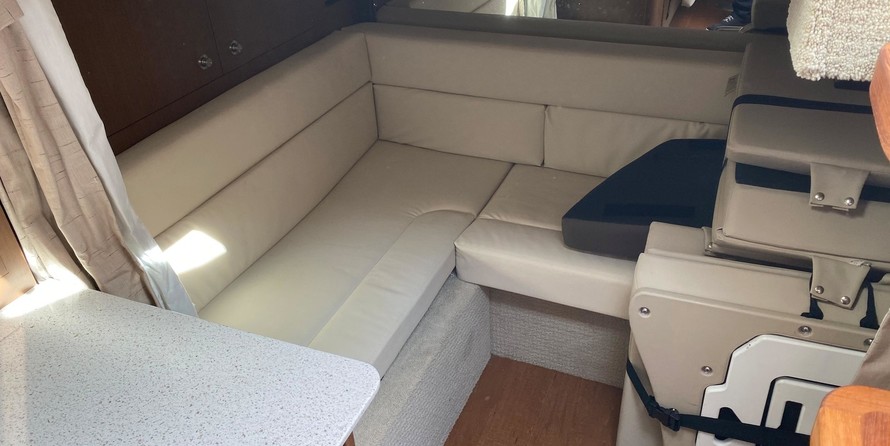 Sea Ray 370 Sundancer