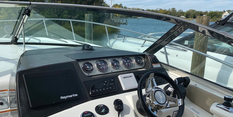 Sea Ray 370 Sundancer