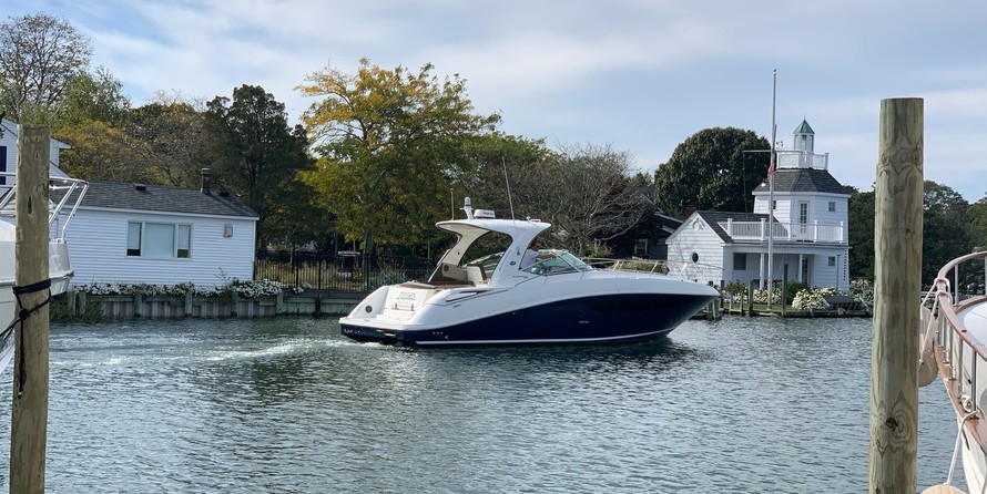 Sea Ray 370 Sundancer