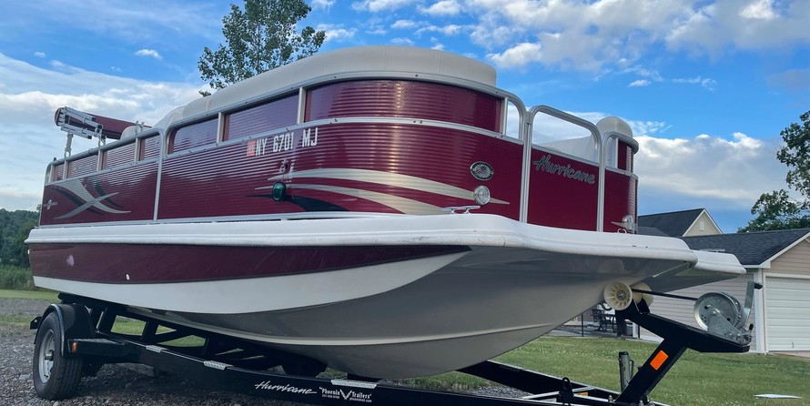 Hurricane fundeck 232