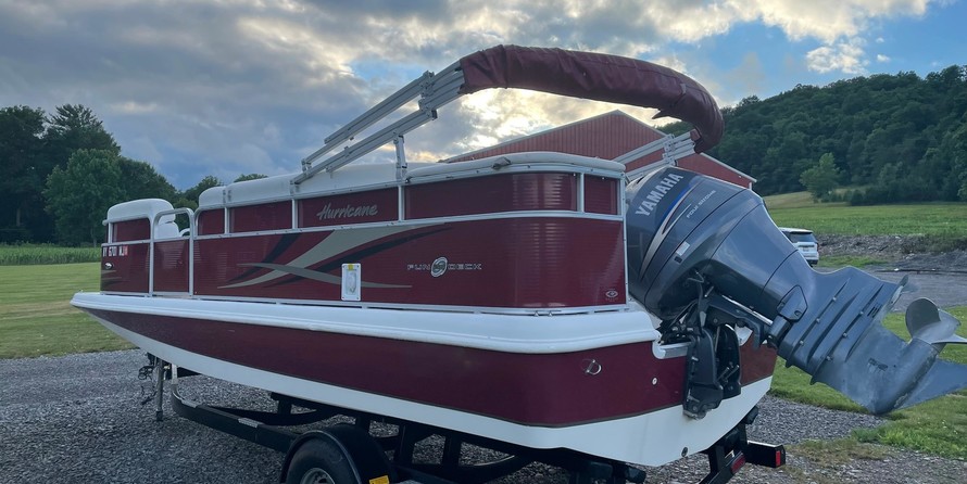 Hurricane fundeck 232