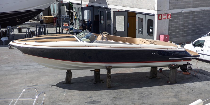 Chris-Craft Corsair 34