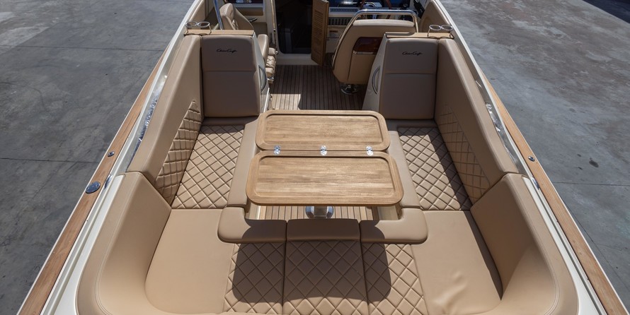 Chris-Craft Corsair 34