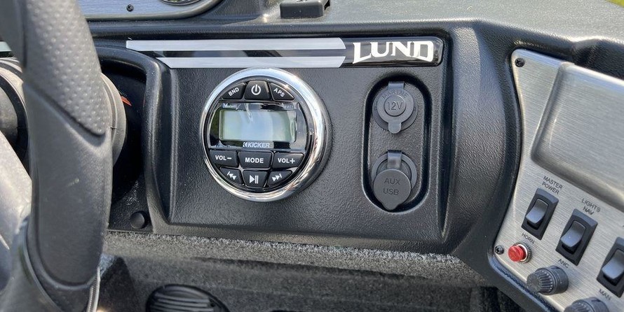 Lund Boats 1775 Impact SS