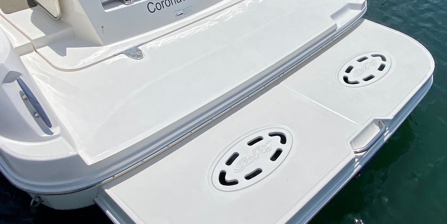 Sea Ray 330 Sundancer