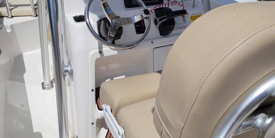 Sea Fox 226 Commander