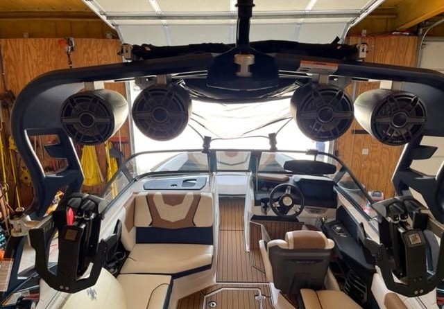 Super Air Nautique G23