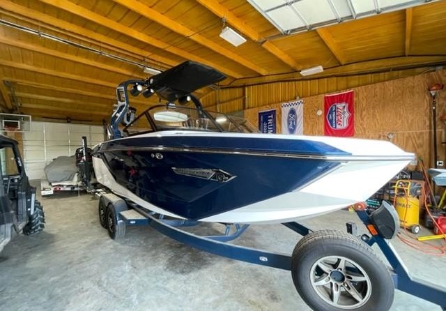 Super Air Nautique G23