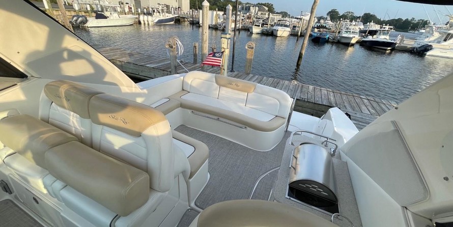 Sea Ray 330 Sundancer