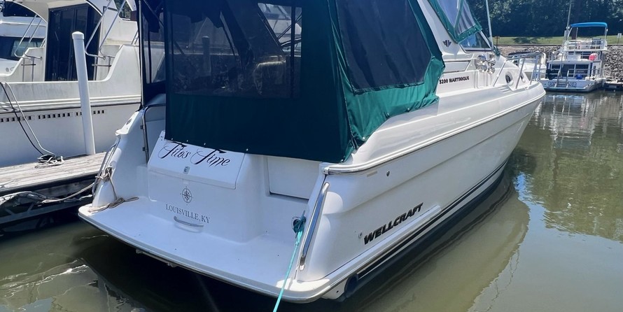Wellcraft 320 MARTINIQUE