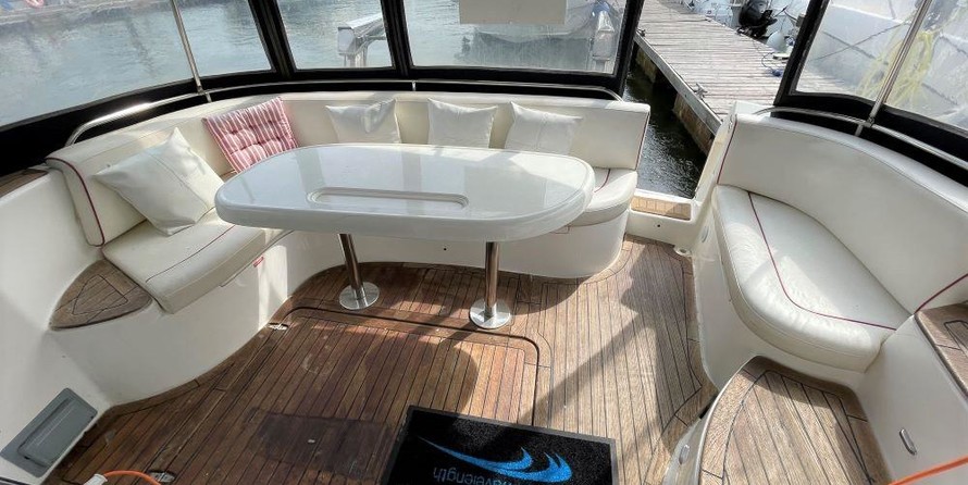 Sealine 360 Statesman