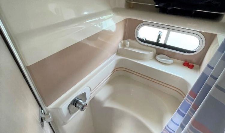 Sealine 360 Statesman