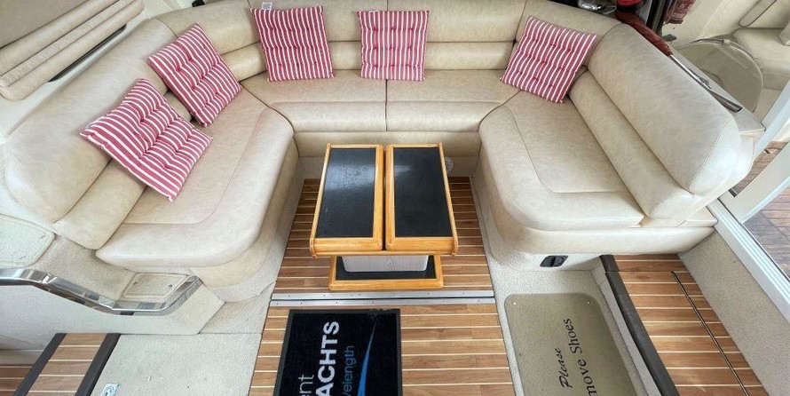 Sealine 360 Statesman