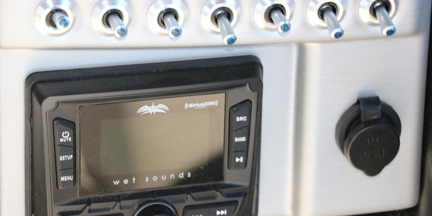 60 x 16 tri-toon passenger vessel