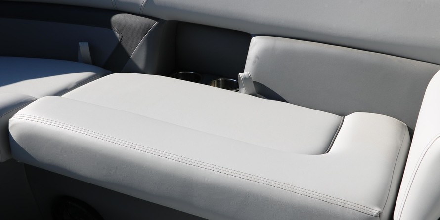 60 x 16 tri-toon passenger vessel