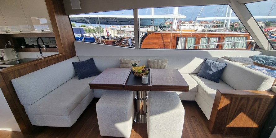 Monachus yachts M70 Fly