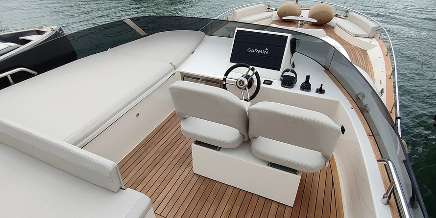 Monachus yachts M70 Fly