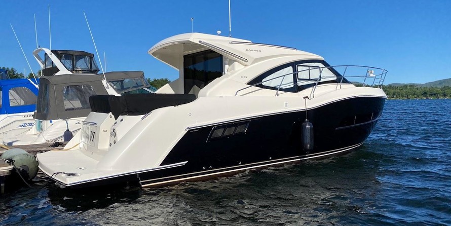 Carver C37 Coupe