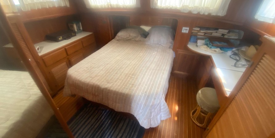 Beneteau Swift Trawler 42