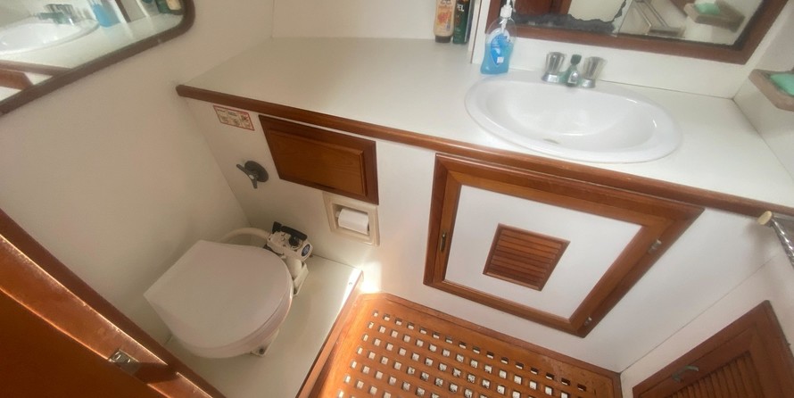 Beneteau Swift Trawler 42