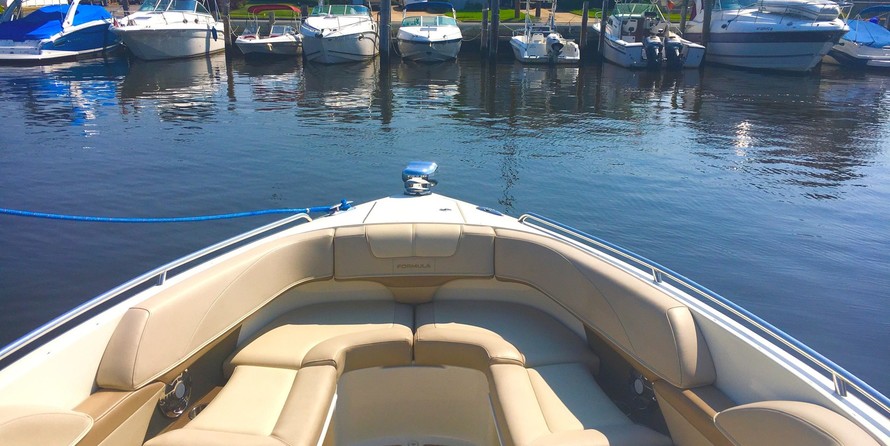 Formula 310 Bowrider