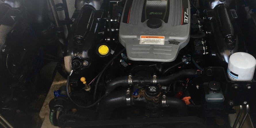 Formula 310 Bowrider