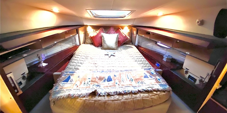 Sea Ray 47 Sedan Bridge